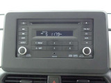 日産純正CDチューナー付き。