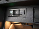 ★ETC2.0車載器を搭載しております。渋滞や合流、事故の情報をリアルタイムに受信してディスカバーメディアのナビゲーションシステムにルートガイダンスを実現します。