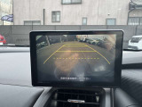 ◆バックカメラ◆リバースにするだけで映ります、後方の安全確認や、狭い駐車場での車庫入れ、雨の日や夜間など視界の悪い時に便利です!安全にバックする為には欠かせない装備です。