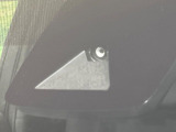 【トヨタセーフティセンス】走行中に前方の車両等を認識し、衝突しそうな時は警報とブレーキで衝突回避と被害軽減をアシスト。より安全にドライブをお楽しみいただけます。