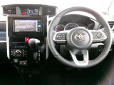 ご購入の車両には、ご納車前に室内の除菌・消臭を施行いたします。※ただし、すべての臭いを消臭できるわけではございませんので、あらかじめご了承ください。