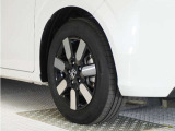 認定中古車では、厳しいHonda認定基準をクリアした厳選されたHonda認定中古車のみ、取り扱っております。「ご購入前の安心」「納車後の信頼」を車両と一緒に提供しております。