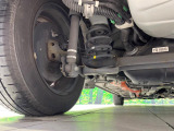 お車を安心してお乗りいただく為には、足回りの定期点検が欠かせません。サービスサポート(有償保証)では無料点検もご提供しており、安心のカーライフをお過ごしいただけるサポート体制が整っています。