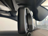 ルームミラー内蔵ETC車載器(自動防眩付)後続からの光が一定以上になると自動で眩しさを緩和します。