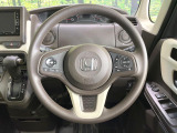 【ステアリングスイッチ】運転中、前方から目線をそらすことなく、オーディオ等の操作が可能な便利機能!安心&快適なドライブを演出してくれます♪