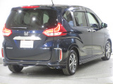 ボディクリーニング後、愛車をピカピカの状態へ保護するコーティング「ブライトパック」がおススメです!水垢がつきにくく、手入れがしやすくなりますよ!いつも愛車をきれいにしておきたい方におススメです。