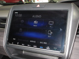 ナビゲーションは純正9インチメモリーナビ(VXM-217VFNi)を装着しております。AM、FM、CD、DVD再生、Bluetooth、音楽録音再生、フルセグTVがご使用いただけます。