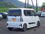 外装も丁寧に磨いております。是非1度実車をご覧ください!