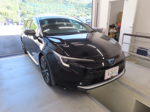 カローラツーリング 1.8 ハイブリッド W×B 
