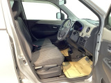 フィット性も良く、楽な運転姿勢を保てます。