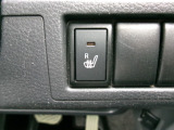 運転席シートヒーターが付いております