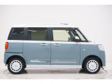 県内13店舗にて常時500台以上ダイハツ車を展示中です。見て、触って、納得のいく一台をぜひ見つけてください。