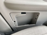 車検証などを入れるスペースです。