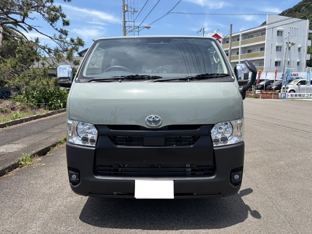 トヨタ ハイエースバン 