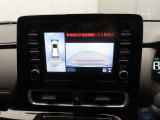 バックモニターを装備しています。車庫入れ時等に車両後方が確認出来るのでとても便利です。