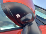 愛車を大切に乗って頂くために、ボディコーディングの施工をお勧めしております。輝くクルマになり日頃の手入れも簡単です。メンテナンスキット・施工証明書付きます。