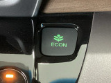 ★ECONスイッチ★ エコドライブを加速しよう!スイッチをONにすると、運転の仕方によるロスを抑え込み燃費をよくするようクルマが頑張ります(*^ー^*)燃費向上にチャレンジ♪