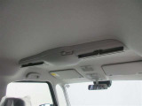 天井サーキュレーター室内の空気を循環させ常に車内を快適に保ちます。