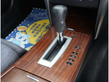 自社整備工場から板金工場、保険やローン等お車に関してはフルサポート!楽しいカーライフのお手伝いをぜひお任せください!自社板金工場・に加え、運輸支局指定工場にて、しっかり点検整備させて頂いております。