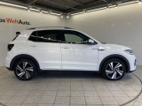 ●Volkswagenを知り尽くしたスペシャリストが隅々まで整備●各モデルの情報がインプットされた専用テスターで過去の細かな不具合を確認。モデルごとや部位ごとに専用スペシャルツールを用いて整備します。