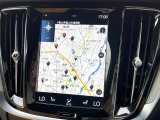 【9インチタッチスクリーン純正HDDナビ】「Apple Car Play」「Android Auto」対応のボルボ先進ナビゲーション「SENSUS」。最新地図データへ無料更新してお渡しします。