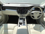 XC60 B5 AWD モメンタム 4WD 