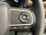 パワーモードと燃費重視のエコモードが選択できるDassist切り替えスイッチに加え、高速道路を快適に走行できる全車速追従機能付アダプティブクル-ズコントロ-ルスイッチが付いています(^^♪
