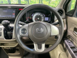 【ステアリングスイッチ】運転中、前方から目線をそらすことなく、オーディオ等の操作が可能な便利機能!安心&快適なドライブを演出してくれます♪