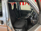 運転席広々
