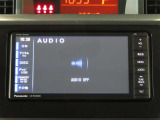 AM/FMラジオ・フルセグTV・Bluetooth機能付き。CD/DVDの再生も可能です。