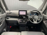 広々とした視界を体感できます。運転が楽しくなりますね。