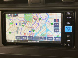 いまや必須装備「ナビゲーション」搭載!知らない場所にスイスイッとドライブ。もう、これなしではハンドルを握れませんね!でも運転中の操作は危険ですのでご注意ですね☆