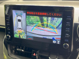 【パノラミックビューモニター】専用のカメラにより、上から見下ろしたような視点で360度クルマの周囲を確認することができます☆死角部分も確認しやすく、狭い場所での切り返しや駐車もスムーズに行えます。