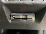 いまや快適なカーライフに欠かせないETCが付いています。