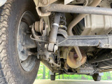 お車を安心してお乗りいただく為には、足回りの定期点検が欠かせません。サービスサポート(有償保証)では無料点検もご提供しており、安心のカーライフをお過ごしいただけるサポート体制が整っています。
