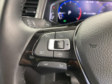 ◆クルーズコントロールにレーダーセンサーを組み合わせ、先行車を測定し設定されたスピードを上限に自動で加減速を行います。一定の車間距離を維持することで、長距離走行でのドライバーの疲労を低減させます。