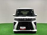 【当社専門スタッフがキレイにしてます】ダイハツ広島では展示前に当社中古車センターにてクリーニング!店舗でも定期的に洗車♪品質には自信があります!お気軽にご来店下さい