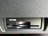 ETCがあれば料金所もラクラク通過できます。今や遠出される際の必需品ですね!セットアップ作業も致しますので、ご納車時からすぐに使えますよ!