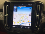 【9インチタッチスクリーン純正HDDナビ】「Apple Car Play」「Android Auto」対応のボルボ先進ナビゲーション「SENSUS」。最新地図データへ無料更新してお渡しします。