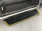 納車前に当店エンジニアがしっかり点検整備。プロの目で厳しくチェックいたします。トヨタディーラーの安心です。