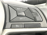 【クルーズコントロール】高速道路もラクラク走行。アクセルを離しても一定速度で走行ができ、長距離運転時の負担を軽減!加速・減速も簡単なスイッチ操作で調整できます。