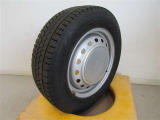 R7年式冬タイヤ185/65R15ブリヂストン製です。
