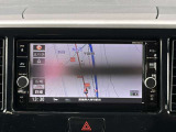 日産オリジナルナビゲーションMM318D-W大画面で使いやすく、ドライブがもっと楽しく快適に広がります。