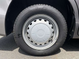 タイヤサイズは195/65R15です、