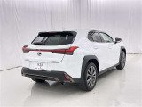 「バックフォルム」です。トランク・ラゲッジスペースには、多くの荷物を入れることが可能です。
