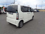 お車は買って終わりではありません。なぜなら車は壊れないという事がないからです。「安さ」だけでなく「安心」=購入後の点検・修理・トラブル対応こそ私達の強みです。