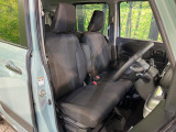 運転席シート廻りは使用感も少なく、良好な状態となっています。丁寧に使われていたことがよくわかりますね。