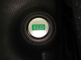 ECOモードで低燃費運転をアシスト♪エンジンとCVTまたはATとで協調制御し、燃費を向上させるよう制御します!