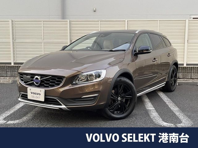 V60クロスカントリー  D4 SE