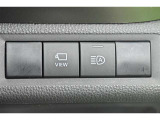 オートマチックハイビームとは、先行車や対向車のライトを認識し、ハイビームとロービームを自動で切り替える機能です。夜道の視界を確保します。詳細は販売店スタッフまでおたずねください。